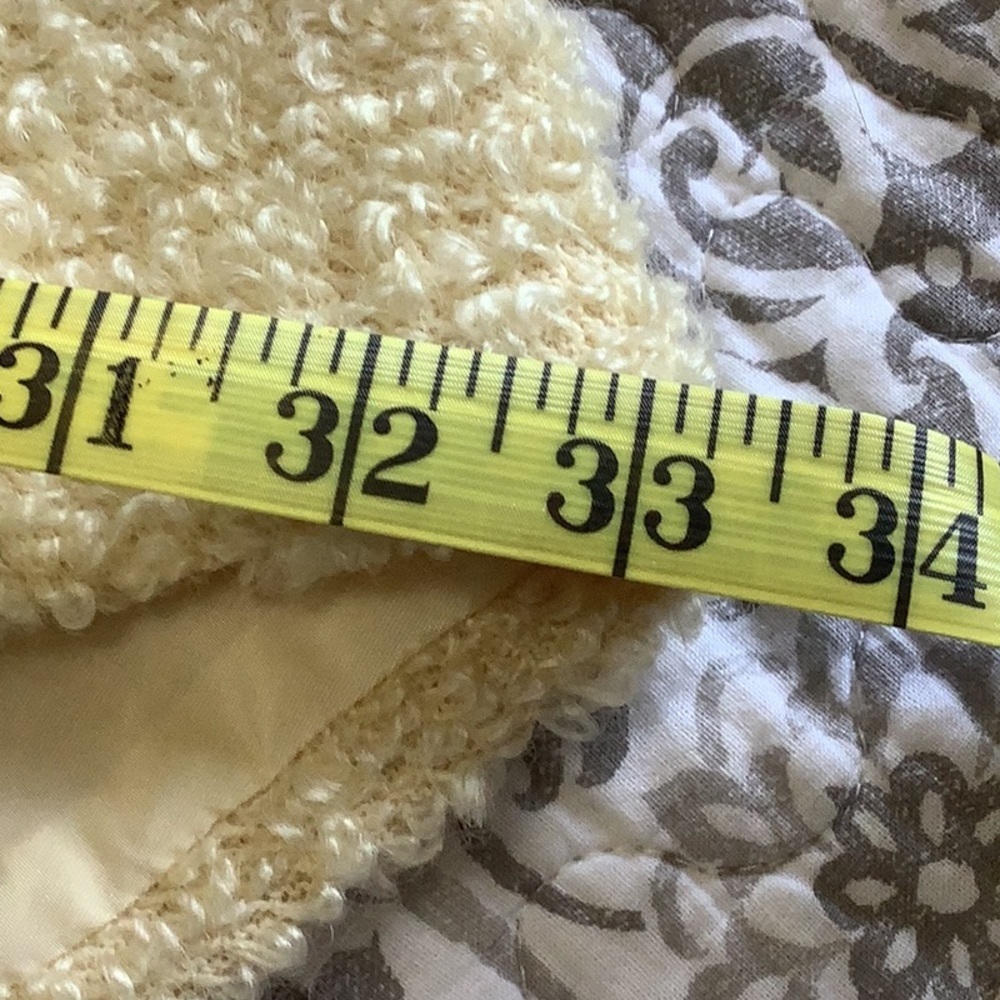 VINTAGE 1950s Cream‎ Bouclé Sateen Lined Cape Old Money Glam One Size - Picture 13 of 14